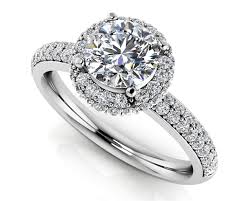 eljegyzési gyémánt gyűrű